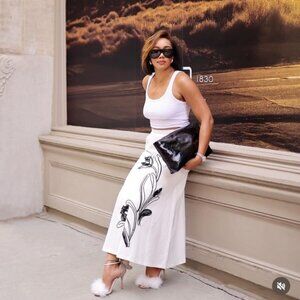 ZARA ZW COLLECTION SKIRT WITH CONTRAST LINEN EMBROIDERY